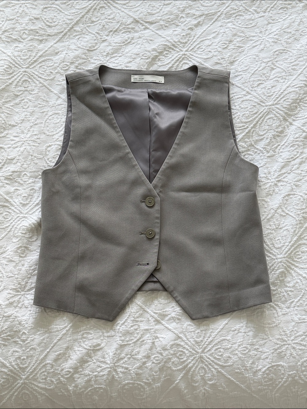 OAK + FORT Taupe Sleeveless Tailored Vest